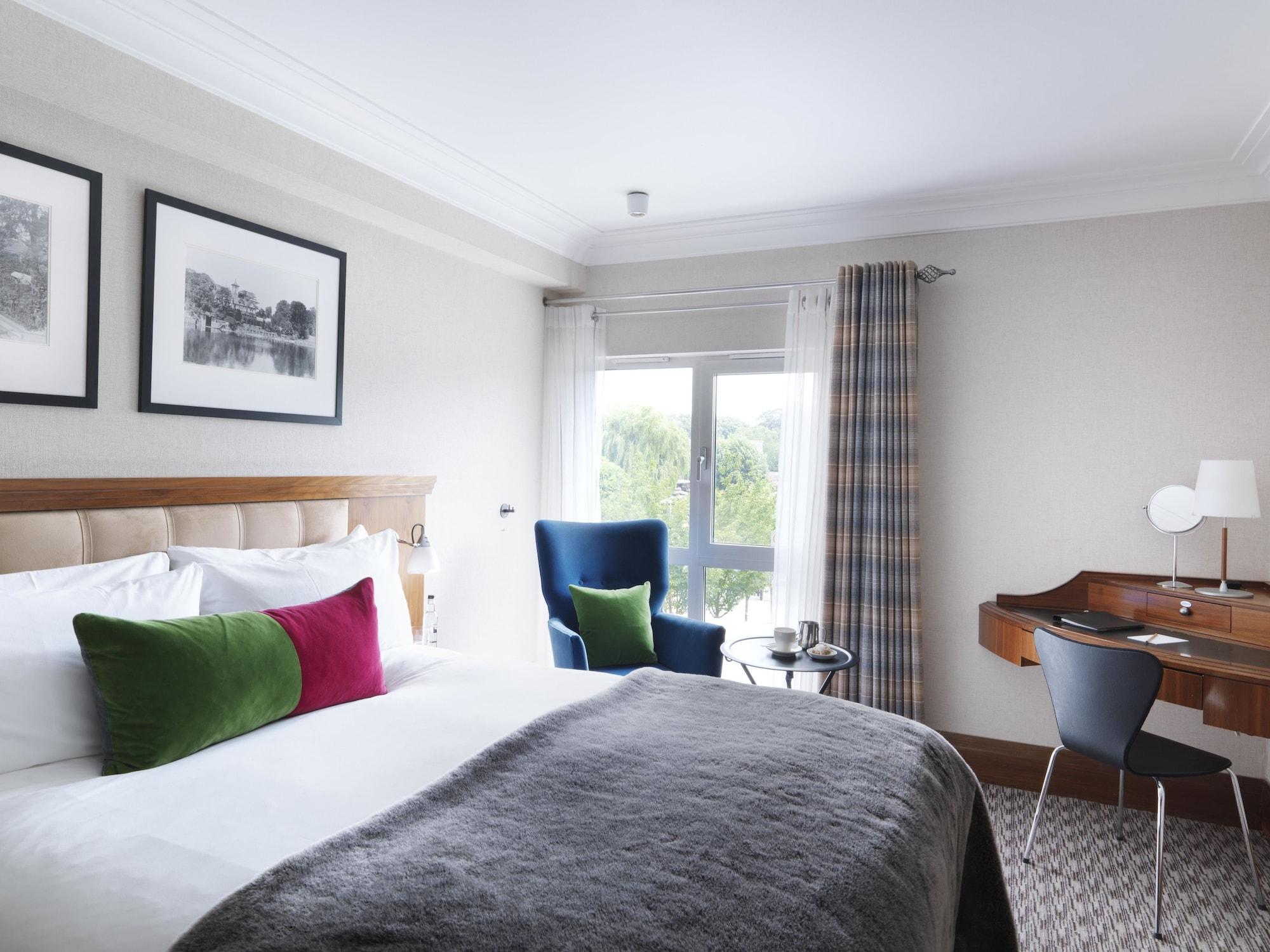 Hotel The Runnymede On Thames (Adults Only) Egham Esterno foto
