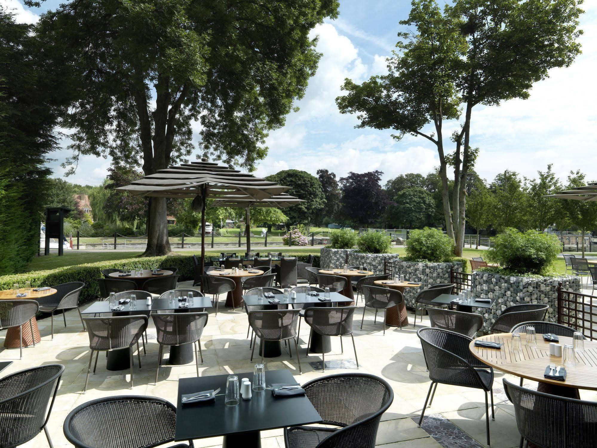 Hotel The Runnymede On Thames (Adults Only) Egham Esterno foto