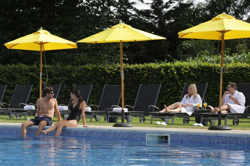 Hotel The Runnymede On Thames (Adults Only) Egham Esterno foto